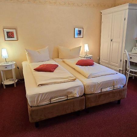 Haus Jutta Hotel Goessweinstein Luaran gambar